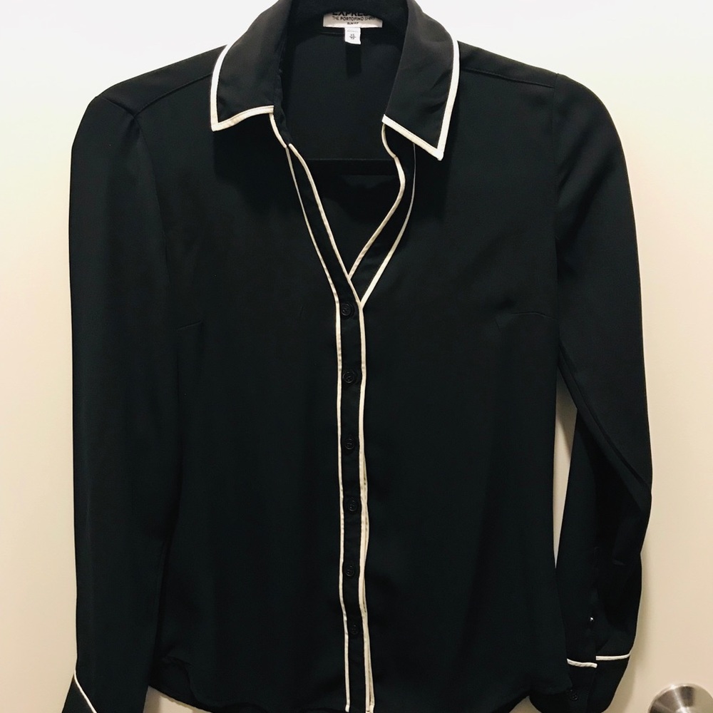 Black portofino with white piping